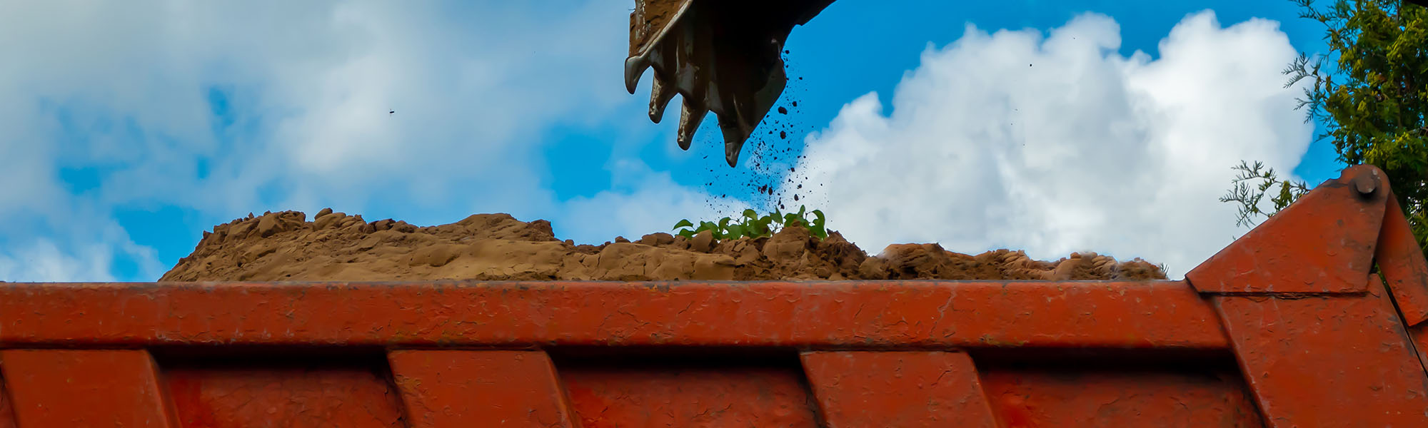 location de camion dompeur à Montréal - Conteneur Montréal Laval